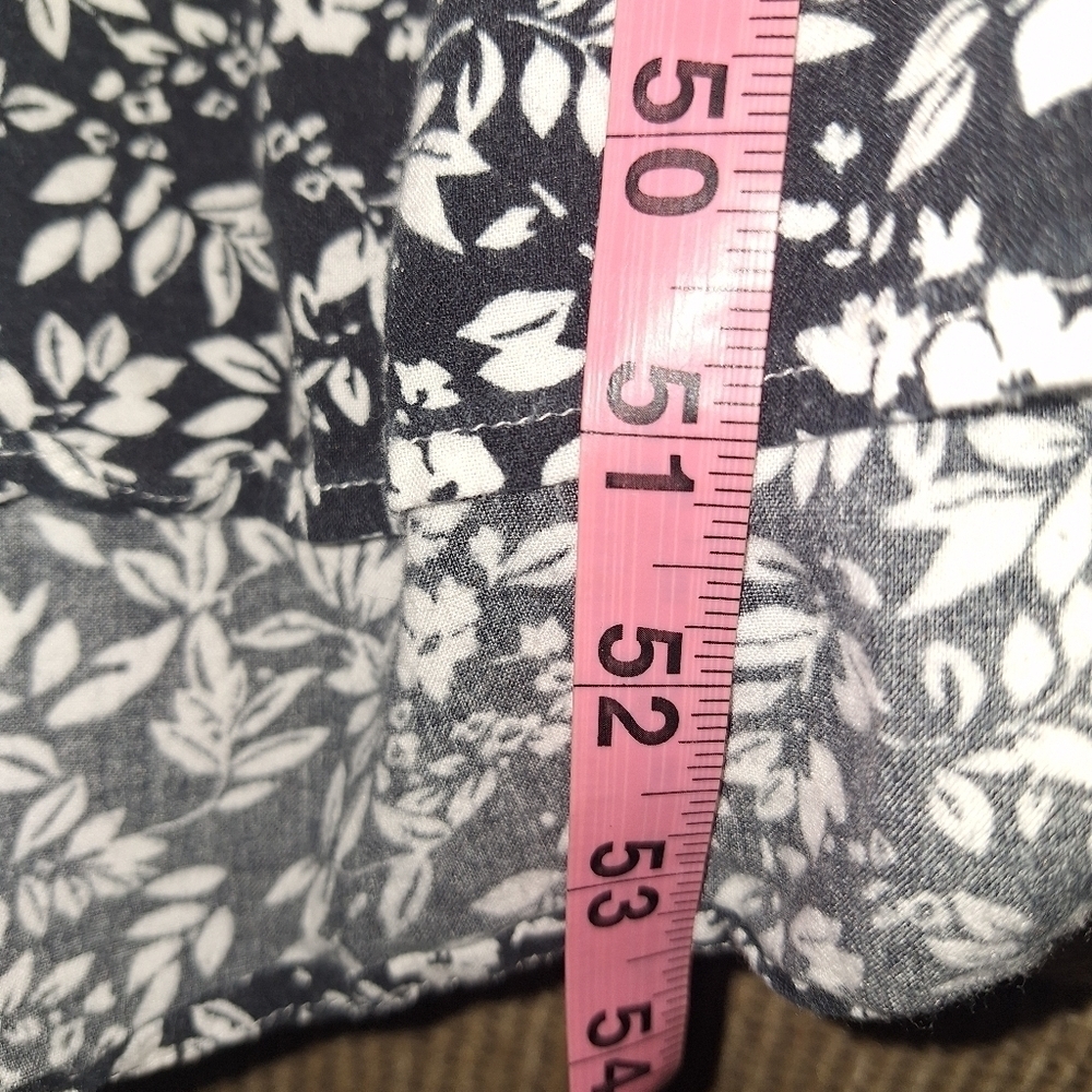 Kaktus Floral and Black Patterned Multi-print Sleeveless Dress In A Size XXL. - Picture 8 of 10